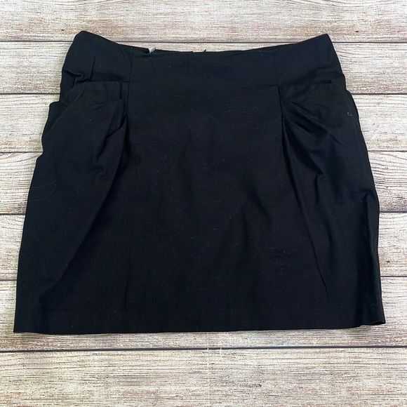 Sasch Black Mini Skirt with Pleated Side Pockets - Picture 1 of 7